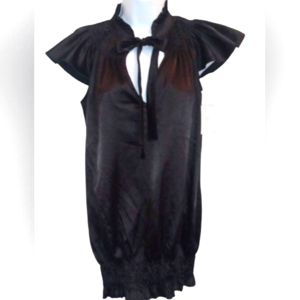 Estam black top size small